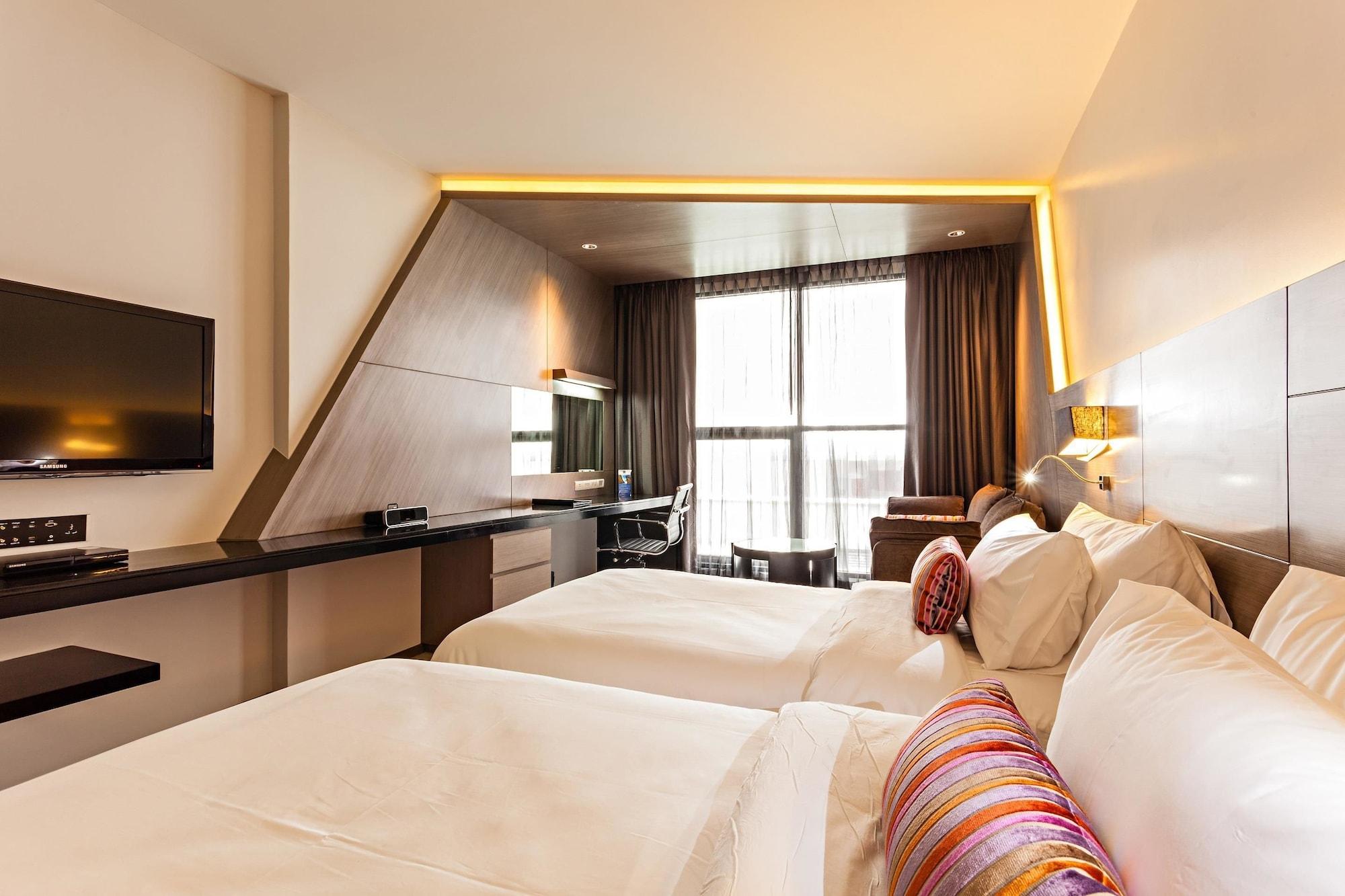 Hyatt Place Bangkok Sukhumvit 1 מראה חיצוני תמונה