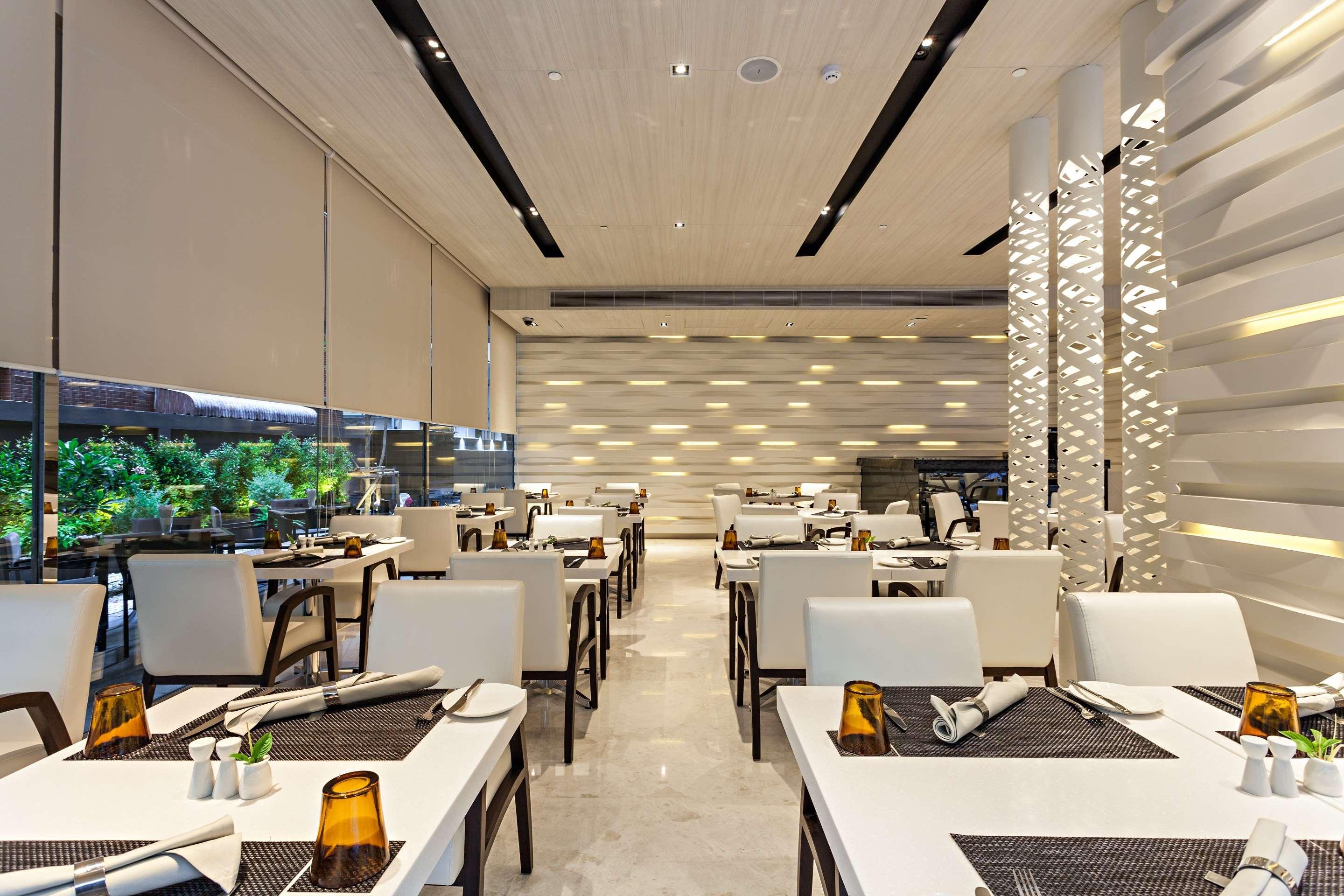Hyatt Place Bangkok Sukhumvit 1 מראה חיצוני תמונה