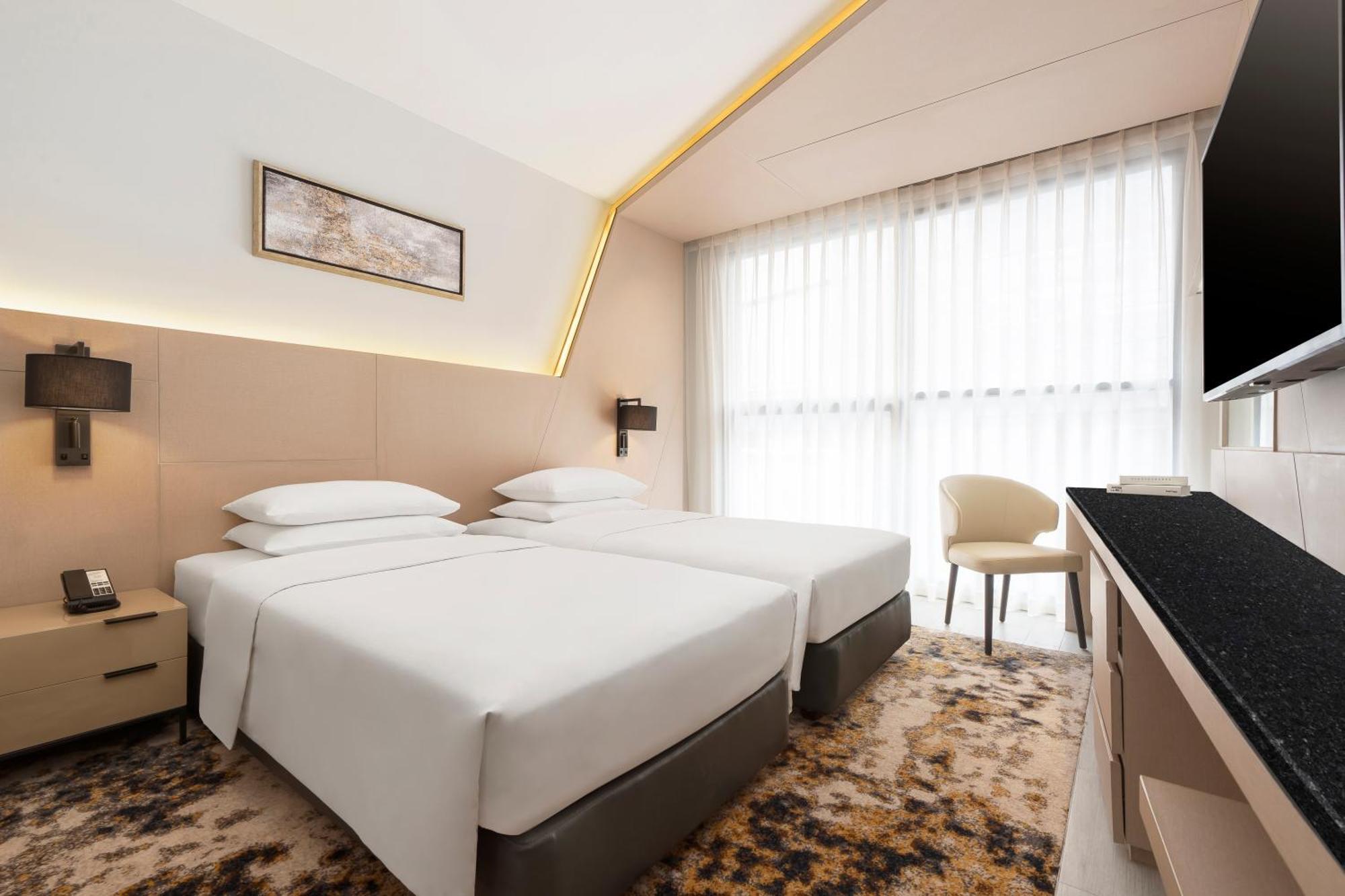 Hyatt Place Bangkok Sukhumvit 1 מראה חיצוני תמונה
