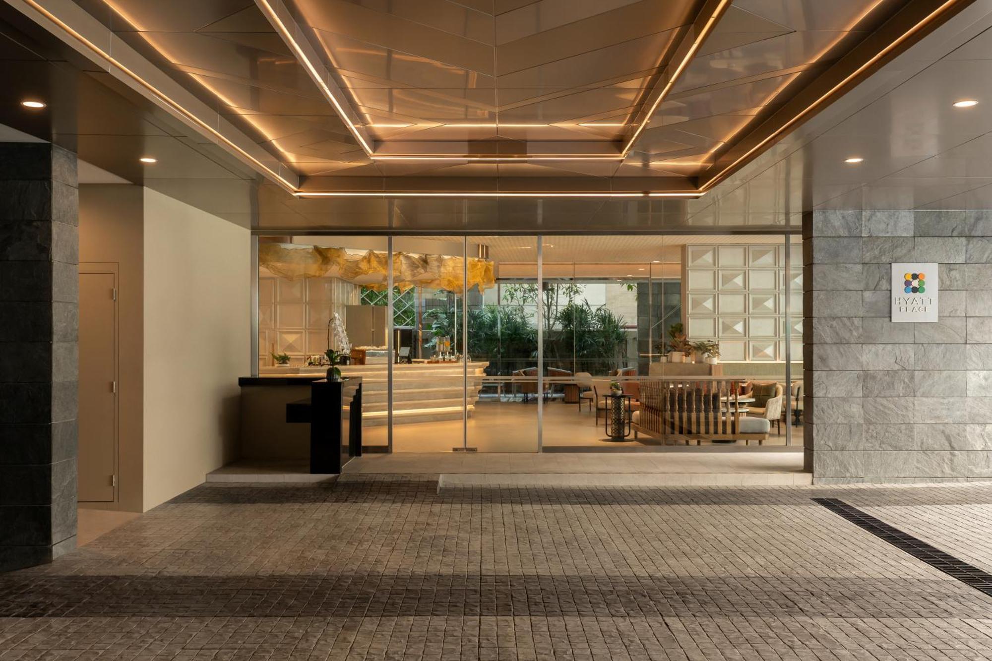 Hyatt Place Bangkok Sukhumvit 1 מראה חיצוני תמונה